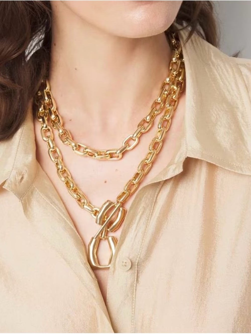 White House Black Market Gold Double Links Toggle Necklace NWT 18" long